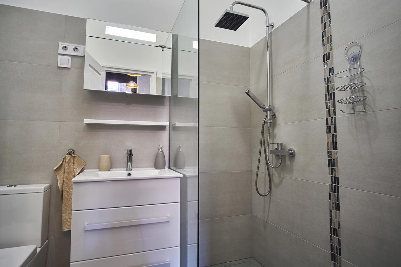 Design Apartment In The City Center With Ac Budapest Eksteriør bilde