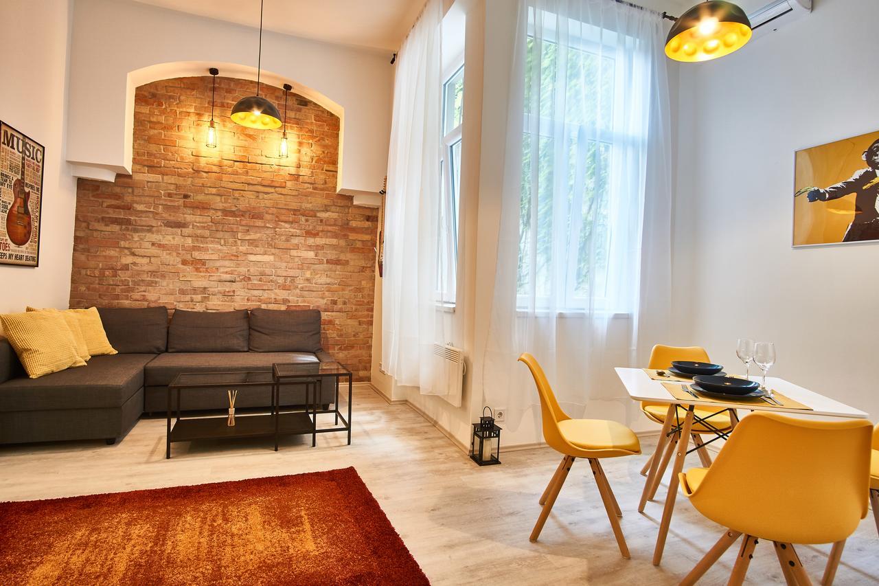 Design Apartment In The City Center With Ac Budapest Eksteriør bilde